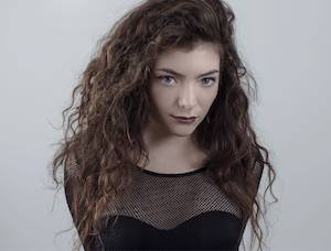 Concours terminé: gagne l’un des 3 exemplaires de l’album «Pure Heroine» de la jeune sensation Lorde!