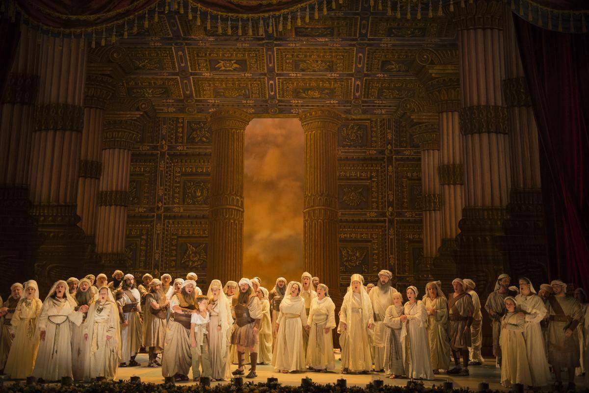 Nabucco-Opera-de-Montreal-Wilfrid-Pelletier-Place-des-Arts_01