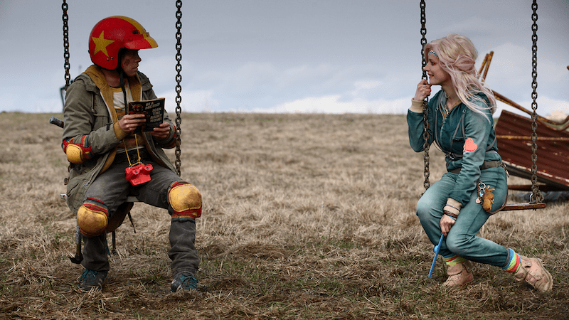 Critique-movie-review-Turbo-Kid-Francois-Simard-Anouk-Whissell-Yoann-Karl-Whissell-RKSS-Bible-urbaine-02