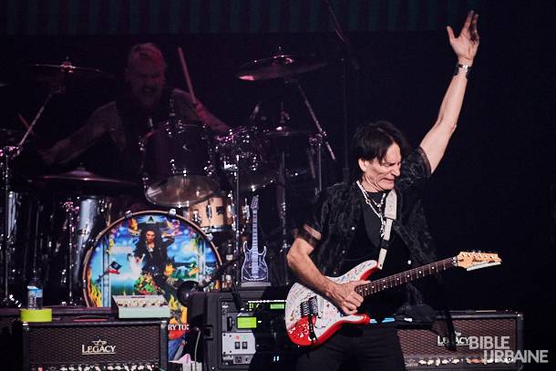 Le guitar hero Steve Vai au Théâtre Corona de Montréal