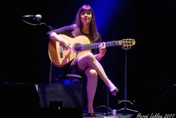 «Le train des 57 cordes» de la guitariste flamenca Caroline Planté en tournée