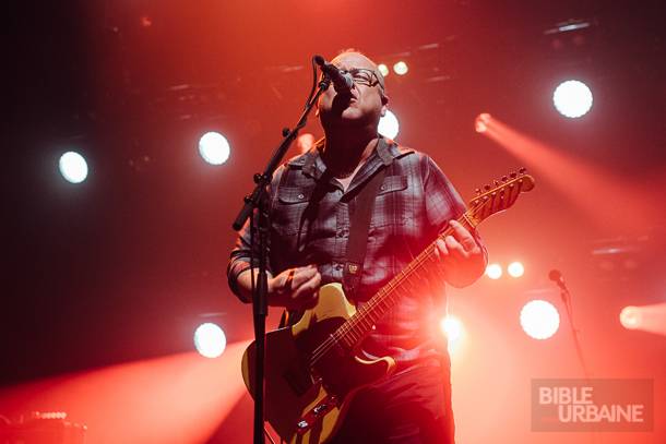Weezer et Pixies au Centre Bell: un concert généreux pour les nostalgiques