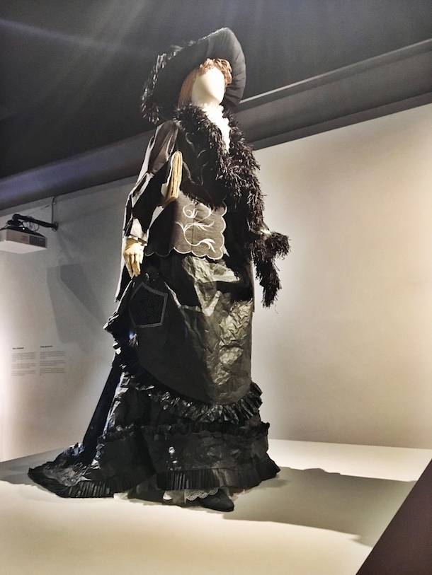 Les dessous de la haute couture dévoilés au Musée des beaux-arts de Montréal