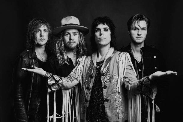 The Struts 2018 2 by Anna Lee