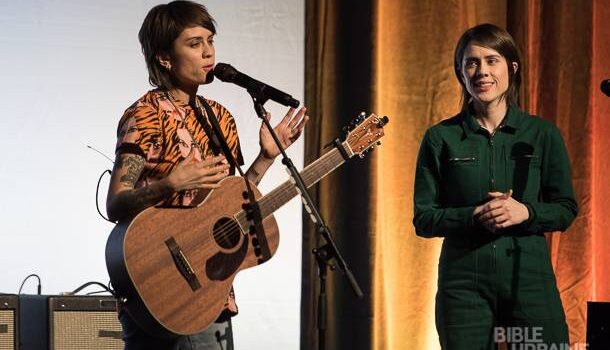 Dans l’intimité de Tegan and Sara à l’occasion de la tournée «Hey, I’m Just Like You»