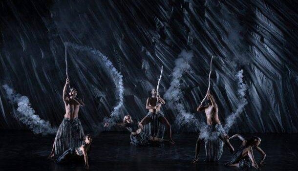 Bangarra Dance Theater présente «Spirit» au Théâtre Maisonneuve de la Place des Arts