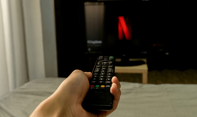 Nos-5-suggestions-Netflix-films-series-tele-avril-2021