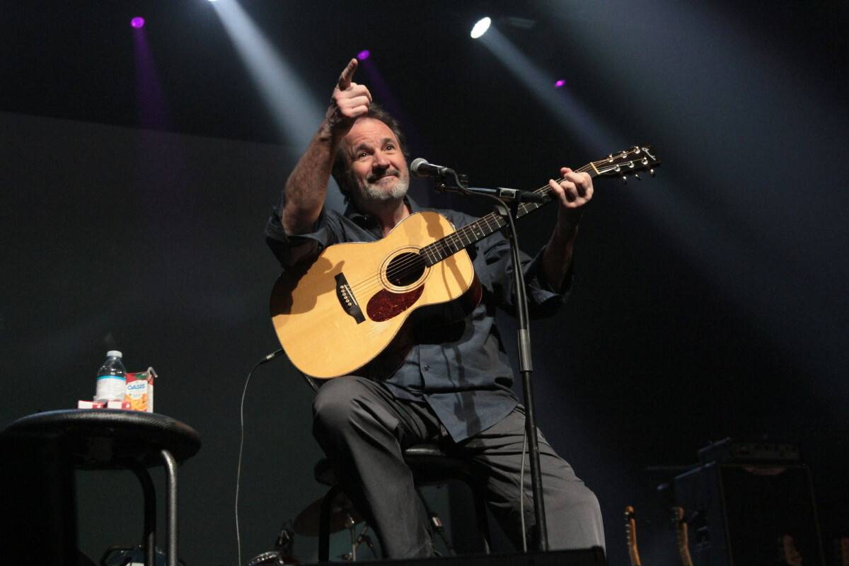 Deux piliers, deux énergies: Paul Piché en solo et Michel Pagliaro au Festival d’été de Québec