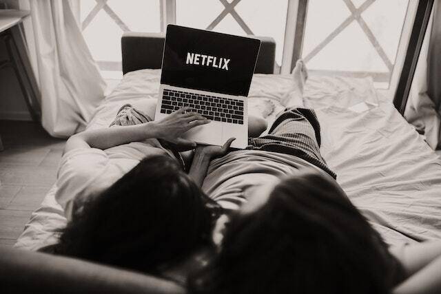 Les-meilleures-series-Netflix-binge-watcher
