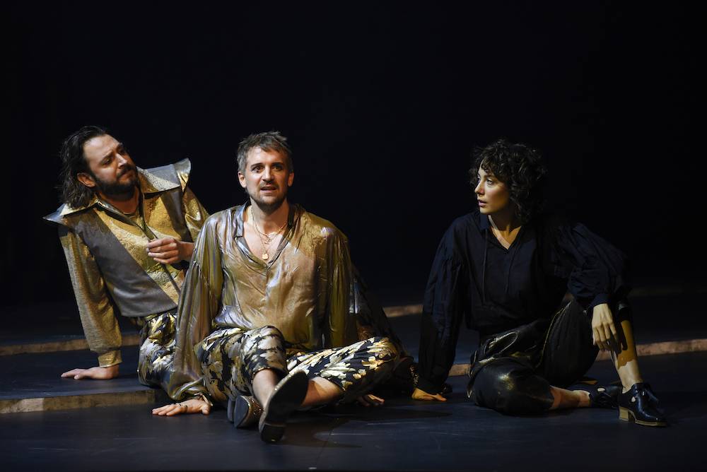 «La nuit des rois» au TNM: un triangle amoureux shakespearien au goût du jour… avec un brin de folie!