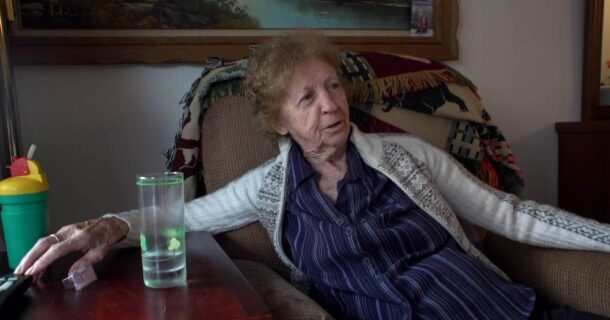 «J’ai placé ma mère» de Denys Desjardins: un journal filmé en l’honneur de nos aînés