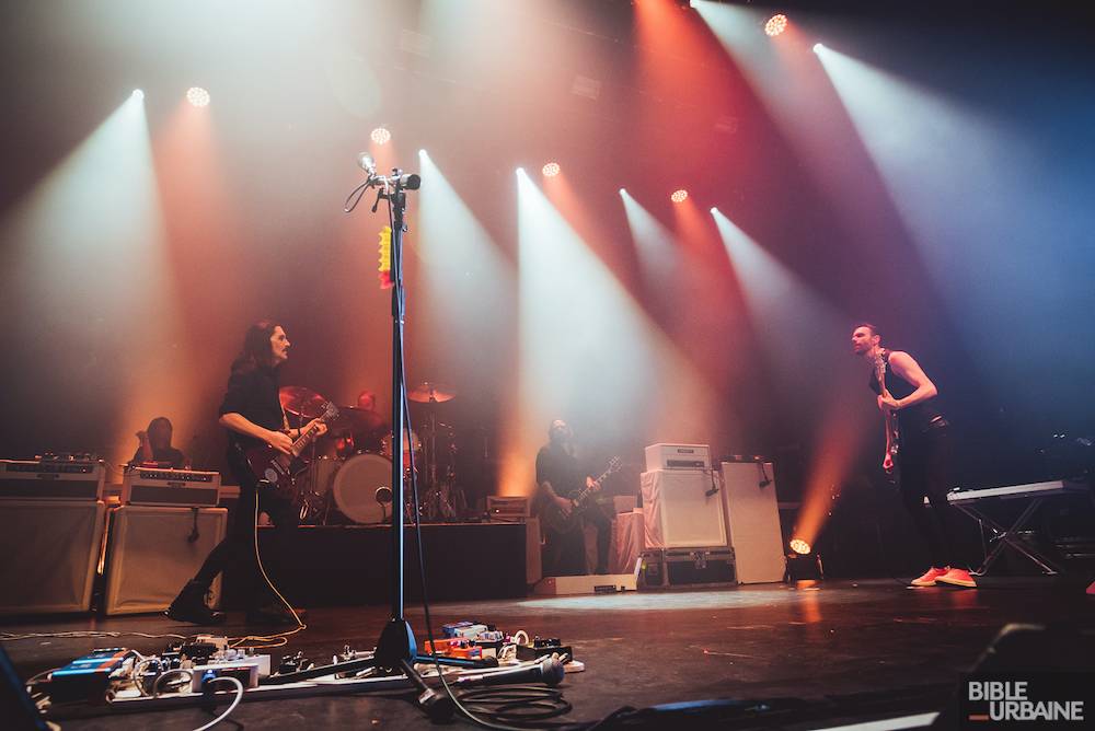 En 15 photos: la formation de rock alternatif Placebo communie avec ses fidèles au MTELUS