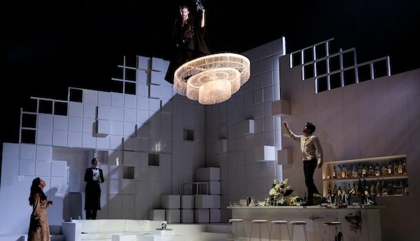 «Le Misanthrope» de Molière, mis en scène par Florent Siaud au TNM: de l’inconvénient d’être soi