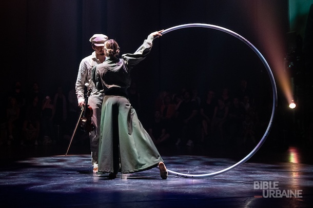 «Bon Voyage», le nouveau spectacle immersif de Cirque Éloize en 33 photos spectaculaires