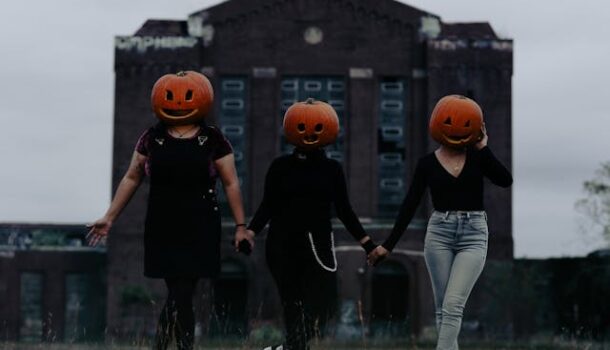 10 suggestions d’activités à faire en famille ou entre amis au Québec pour fêter l’Halloween en grand