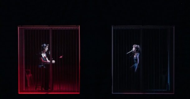 «Découronné∙e∙s», mettant en vedette Caroline Bélisle et Xenia Gould, au Théâtre Périscope