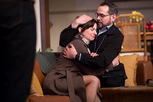 «Chers parents», une comédie mordante et captivante à l&rsquo;affiche du Théâtre du Rideau Vert jusqu’au 1er juin