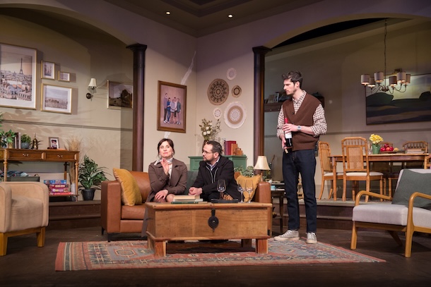 «Chers parents», une comédie mordante et captivante à l&rsquo;affiche du Théâtre du Rideau Vert jusqu’au 1er juin
