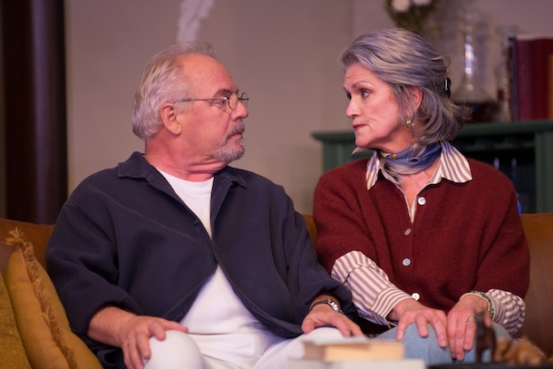 «Chers parents», une comédie mordante et captivante à l&rsquo;affiche du Théâtre du Rideau Vert jusqu’au 1er juin