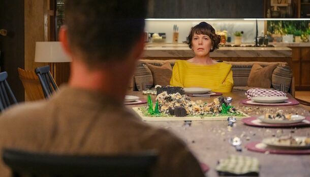 «The Roses» de Jay Roach: une réadaptation divertissante qui vaut le déplacement