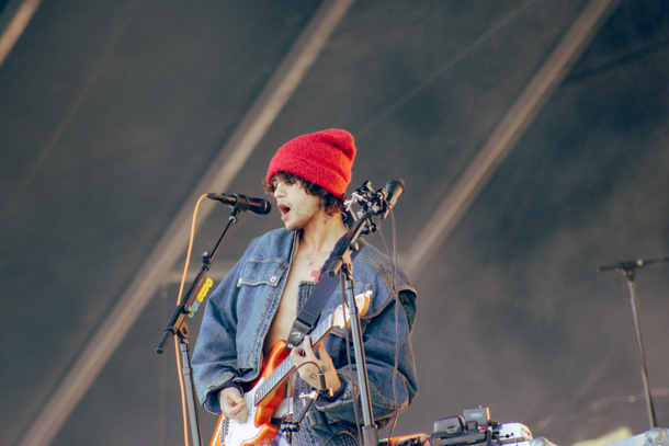 Un vendredi à Osheaga 2025 avec The Struts, FINNEAS, Dominic Fike, Glass Animals et The Killers