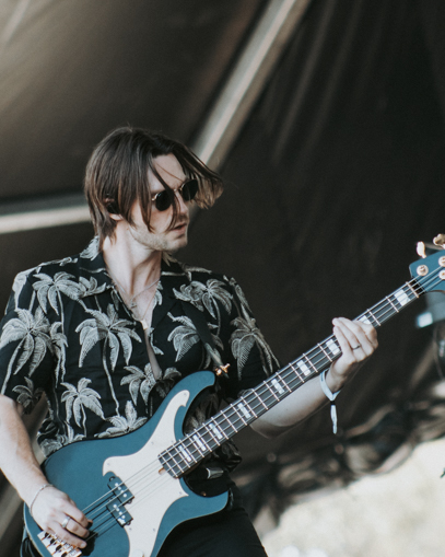Un vendredi à Osheaga 2025 avec The Struts, FINNEAS, Dominic Fike, Glass Animals et The Killers