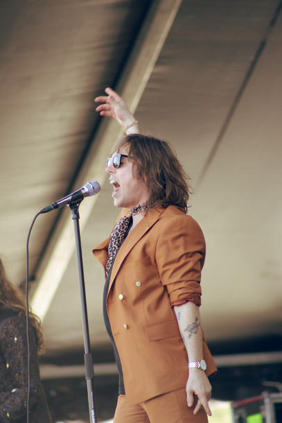 Un vendredi à Osheaga 2025 avec The Struts, FINNEAS, Dominic Fike, Glass Animals et The Killers