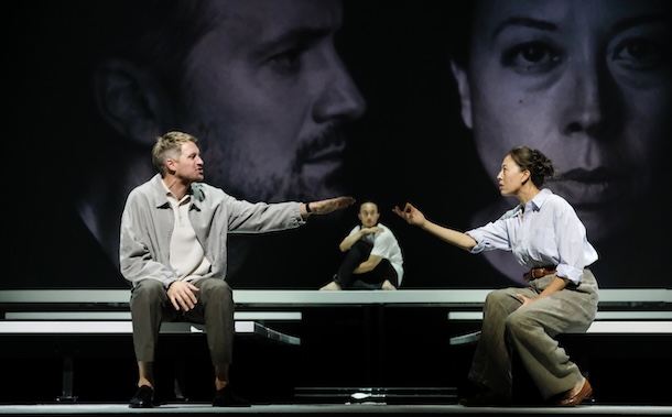 «ẤM» de Kim Thúy au TNM: l&rsquo;amour au-delà des frontières
