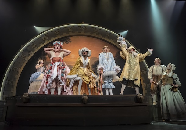 Critique-Candide-theatre-Denise-Pelletier-une