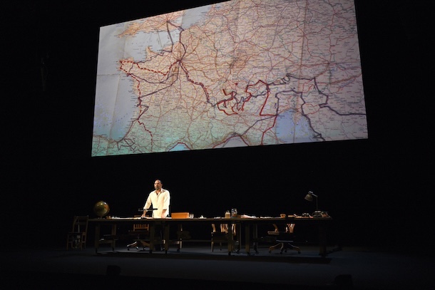 «Le vieux monde derrière nous» d’Olivier Kemeid au Centre du Théâtre d’Aujourd’hui