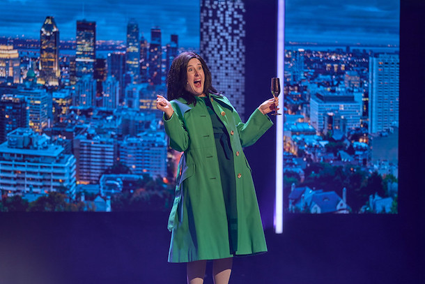«2025 Revue et corrigée» au Théâtre du Rideau Vert: vingt ans à nous faire rire