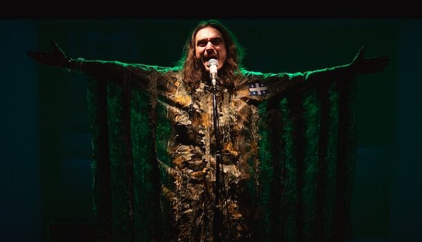 «Le Québec est un pays scandinave» de Gabriel Samson I au Théâtre Premier Acte