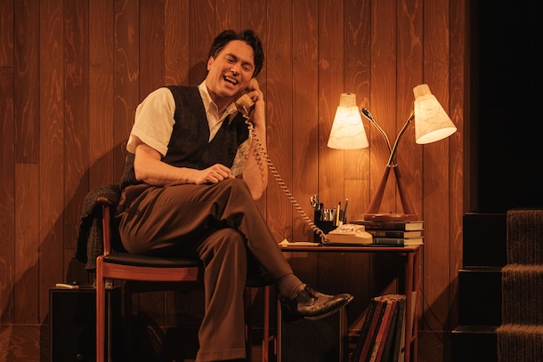 «Glenn Gould, naissance d’un prodige», une pièce psychologique sur l’art à voir au Théâtre du Rideau Vert