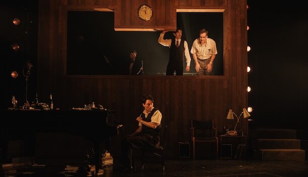 «Glenn Gould, naissance d’un prodige», une pièce psychologique sur l’art à voir au Théâtre du Rideau Vert