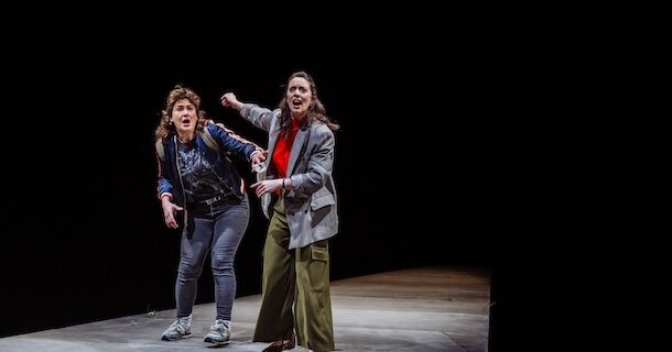 «Nomme-moé» à l’ESPACE GO: féminisme et humour absurde, un duo gagnant?