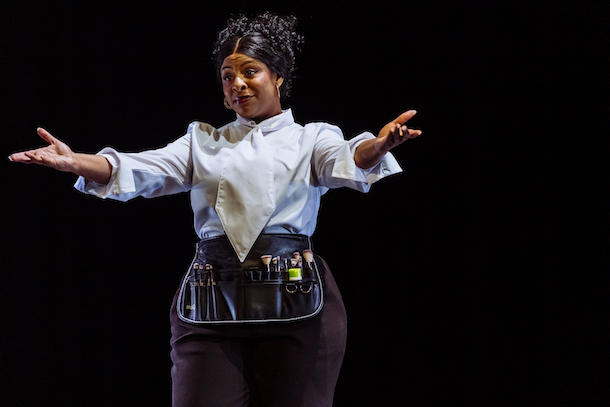 «Nomme-moé» à l&rsquo;ESPACE GO: féminisme et humour absurde, un duo gagnant?
