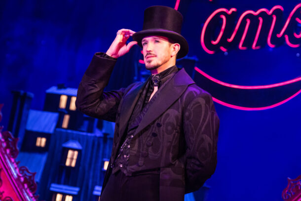 La comédie musicale «Moulin Rouge!» à la Salle Wilfrid-Pelletier de la Place des Arts