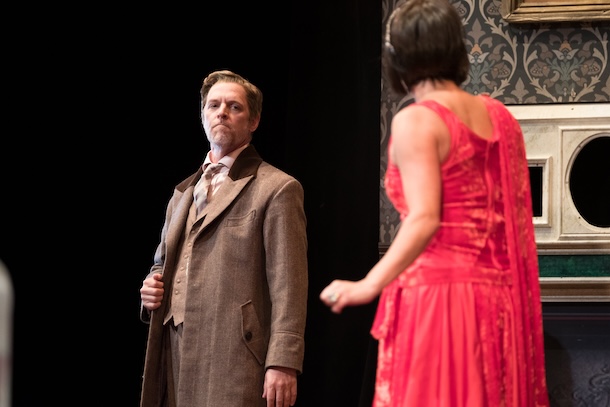 «La pièce qui tourne mal» au Théâtre du Nouveau Monde: quand ça va (vraiment) mal
