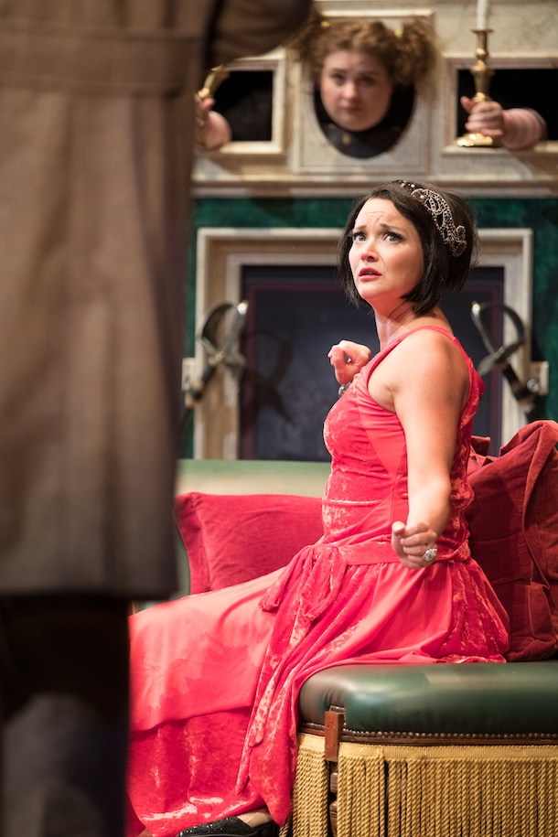 «La pièce qui tourne mal» au Théâtre du Nouveau Monde: quand ça va (vraiment) mal